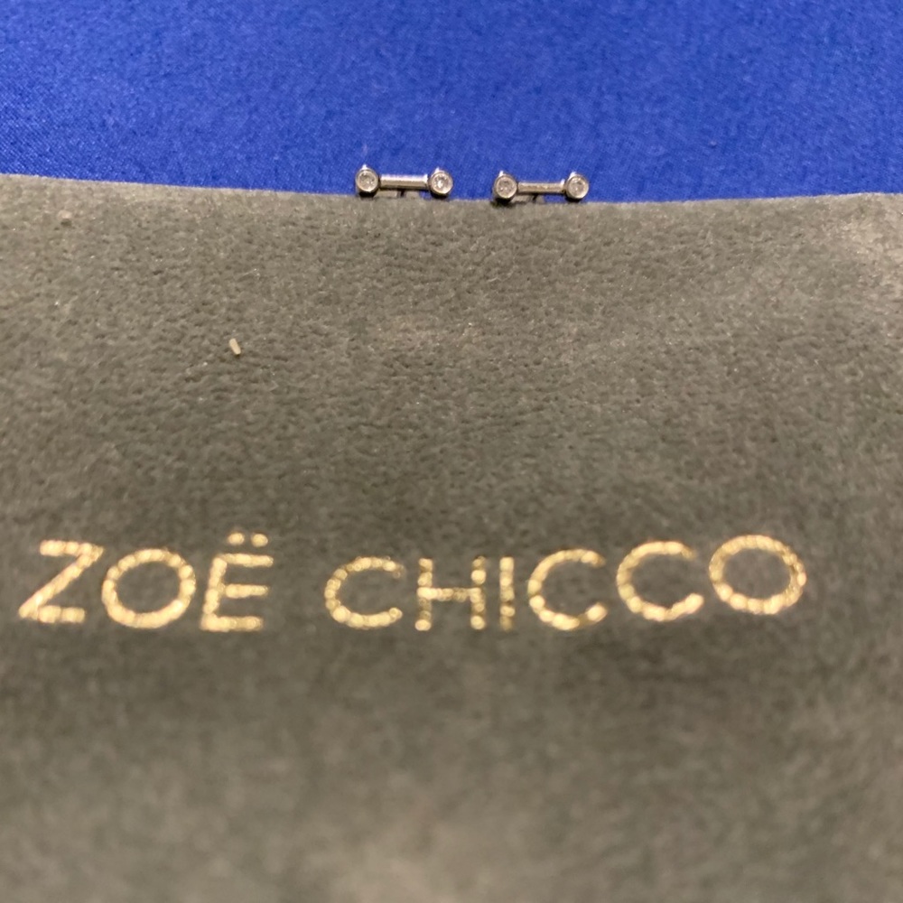 Zoe Chicco bar bell earring studs
